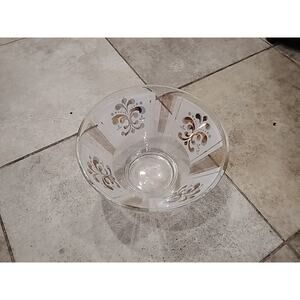 Vintage MCM Anchor Hocking Fleur-De-Lis Large Serving/Chip/Salad Bowl 10.5"